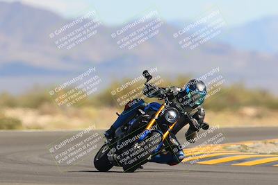 media/Oct-09-2022-SoCal Trackdays (Sun) [[95640aeeb6]]/Turn 15 (150pm)/